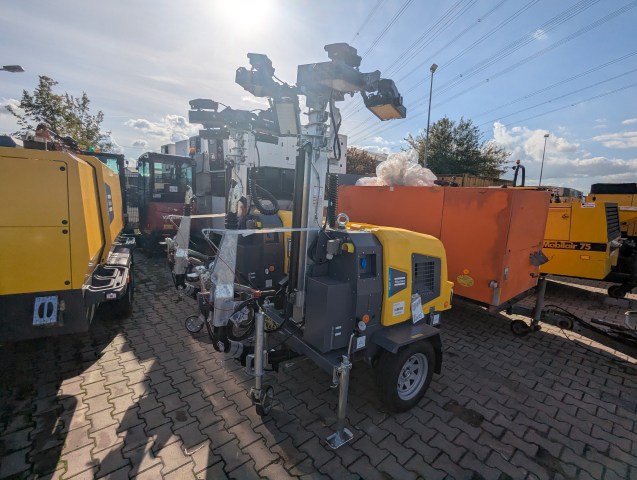 M7+ (11)